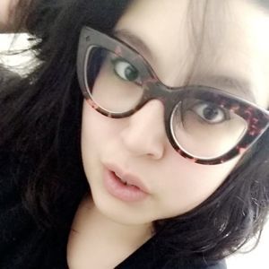 Meet your Posher, Annie